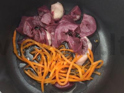 Kvapnus sriuba su kalakutų širdelėmis Žingsnis 2