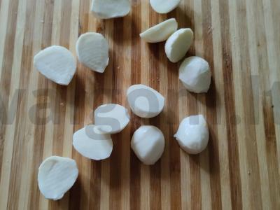 Salotos su jūros kopūstais, avokadu, mocarela ir pomidorais Žingsnis 5