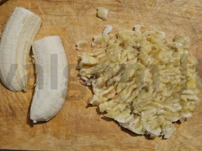 Varškės-bananų keksiukas arbatai Žingsnis 2