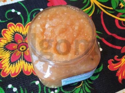 Aštrus adjika iš cukinijų pagrindine nuotrauka