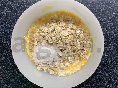 Varškės avižų blynas su grietine ir braškėmis Žingsnis 2