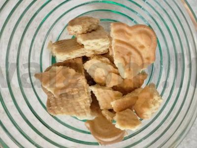 Varškės desertas su uogomis ir želė Žingsnis 7