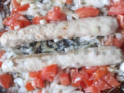 Keptos dešrelės ant keptuvės su daržovėmis Žingsnis 2