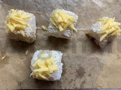 Onigiri su sūriu orkaitėje Žingsnis 7