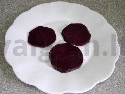 Burokėlių užkandis su silke per 15 minučių Žingsnis 1