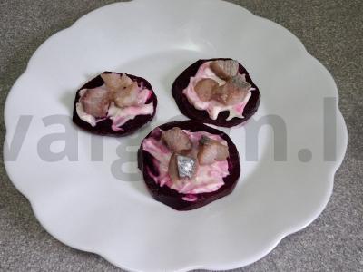 Burokėlių užkandis su silke per 15 minučių Žingsnis 3