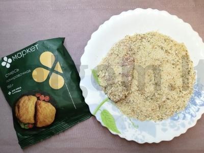 Vištienos kotletai su bekonu ir džiūvėsėliais Žingsnis 5