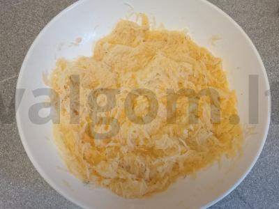 Bulvių vafliai su minkštu varškės sūriu ir rūkytu lašiša Žingsnis 4