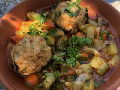 Kalakutienos kotletai su daržovėmis pagrindine nuotrauka