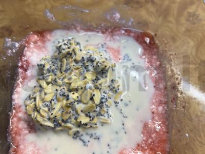 Naktinis herkulio košė su varške, braškėmis ir aguonomis Žingsnis 6