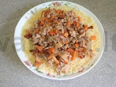 Kuskusas su keptomis daržovėmis, voveraitėmis ir kiaulienos faršu Žingsnis 10