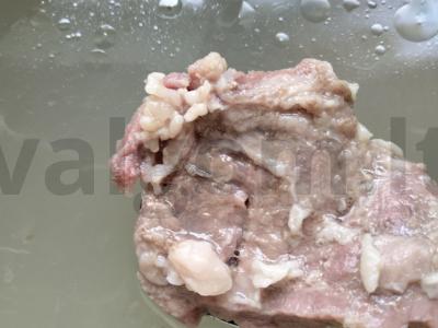 Sotūs mėsos solyanka su raugintais kopūstais Žingsnis 1