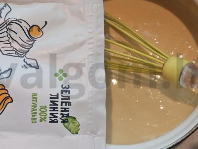 Švelnūs blynai su šokoladiniu kremu ir bananas Žingsnis 2