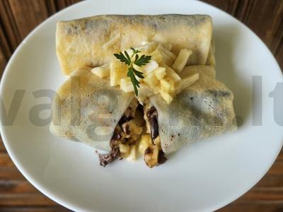 Švelnūs blynai su šokoladiniu kremu ir bananas pagrindine nuotrauka