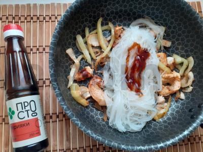 Funchosa su vištienos filė terijaki padaže Žingsnis 5