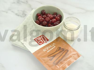 Vyšnių kompotas su cinamonu žiemai Žingsnis 1