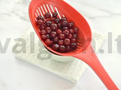 Vyšnių kompotas su cinamonu žiemai Žingsnis 2