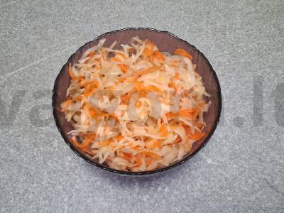 Rūgštaus kopūsto su krapų sėklomis pagrindine nuotrauka