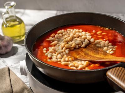 Fasolė ir pomidorai, kepti su mocarela Žingsnis 3