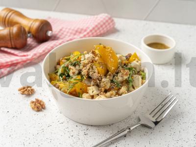 Salotos su vištiena ir konservuotais persikais pagrindine nuotrauka