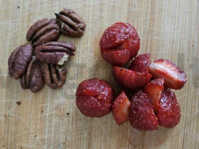 Sūrio pyragas su braškėmis ir pekano riešutais Žingsnis 4