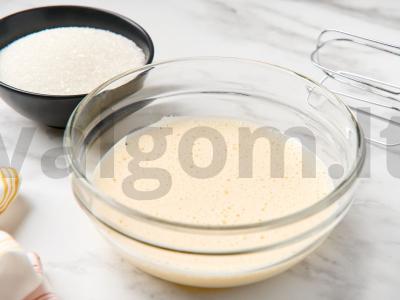 Sūrio ir vyšnių brownies Žingsnis 2