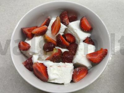 Braškių ledai desertui Žingsnis 3