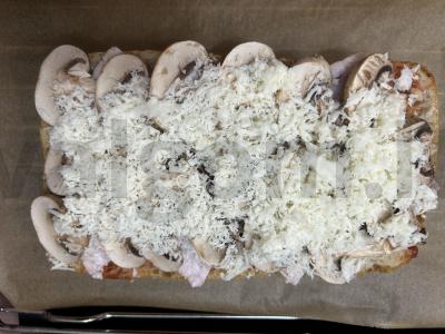 Pica su karbonaidu ir grybais ant čiabatos Žingsnis 5