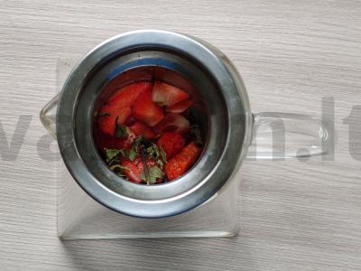 Žalioji arbata su šaltalankomis ir braškių gabaliukais Žingsnis 2