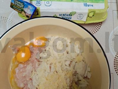 Vištienos kotletai su sūriu ir bulvėmis Žingsnis 3