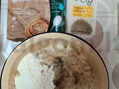 Vištienos kotletai su sūriu ir bulvėmis Žingsnis 5