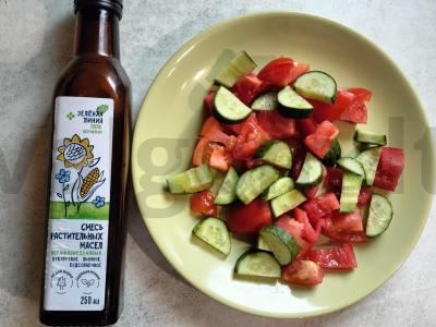 Daržovių salotas su feta sūriu per 5 minutes Žingsnis 2