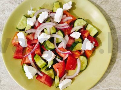 Daržovių salotas su feta sūriu per 5 minutes Žingsnis 5