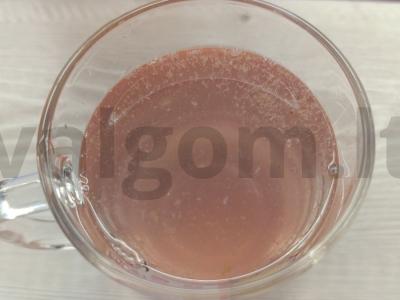 Limonadas su laimu ir uogiene pagrindine nuotrauka