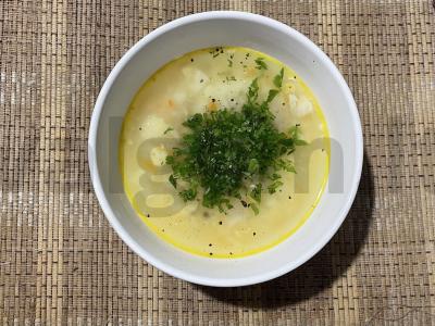 Daržovių sriuba su žiediniais kopūstais per 30 minučių pagrindine nuotrauka