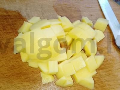 Grikių sriuba su kiaulienos kaulu Žingsnis 4