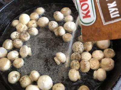 Makaronai su mini šampinjonais Žingsnis 5