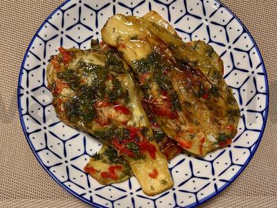 Marinuoti baklažanai pagrindine nuotrauka