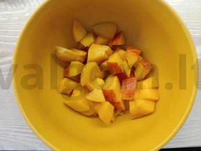 Vaisių desertas su halva Žingsnis 1