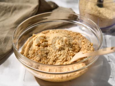 Tortas "Karvutė" su žemės riešutais Žingsnis 4