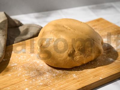 Tortas "Karvutė" su žemės riešutais Žingsnis 5