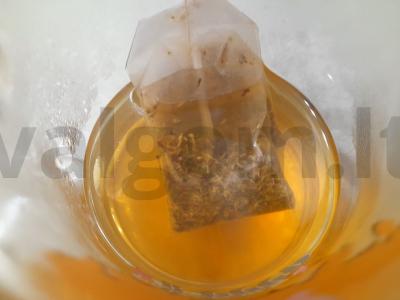 Abrikosų arbata su cinamonu Žingsnis 2