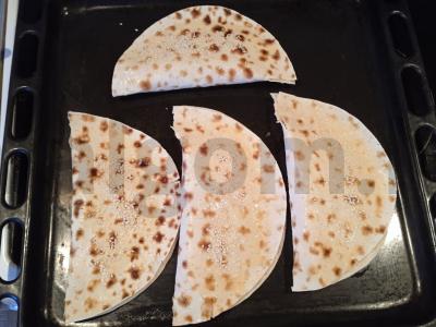 Tortilija su feta sūriu, pomidorais ir alyvuogėmis Žingsnis 9