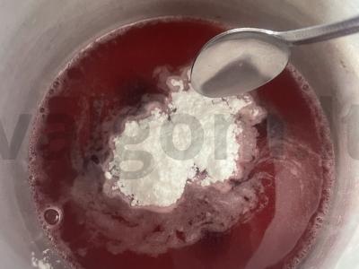 Užšaldytos uogų želė juostelės Žingsnis 5