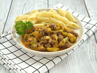 Daržovių troškinys su baklažanais ir faršu pagrindine nuotrauka