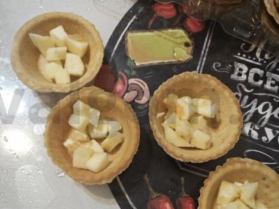 Greita šarlotė tartaletėse Žingsnis 4