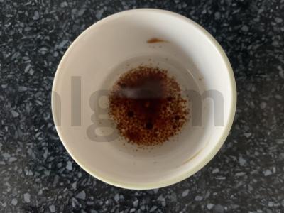 Salotas su mocarela, braškėmis ir rukola Žingsnis 3