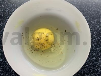 Avokado skramblys ant duonos Žingsnis 1