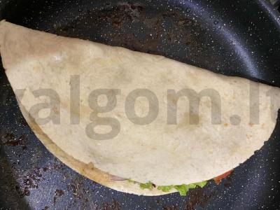 Kezadija su faršu, mocarela ir daržovėmis Žingsnis 8