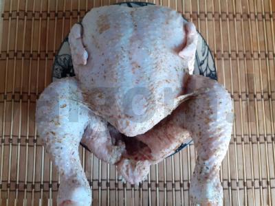 Orkaitėje keptas vištienos su česnaku ir prieskoniais Žingsnis 1